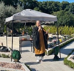 お盆の合同供養祭を執り行いました。